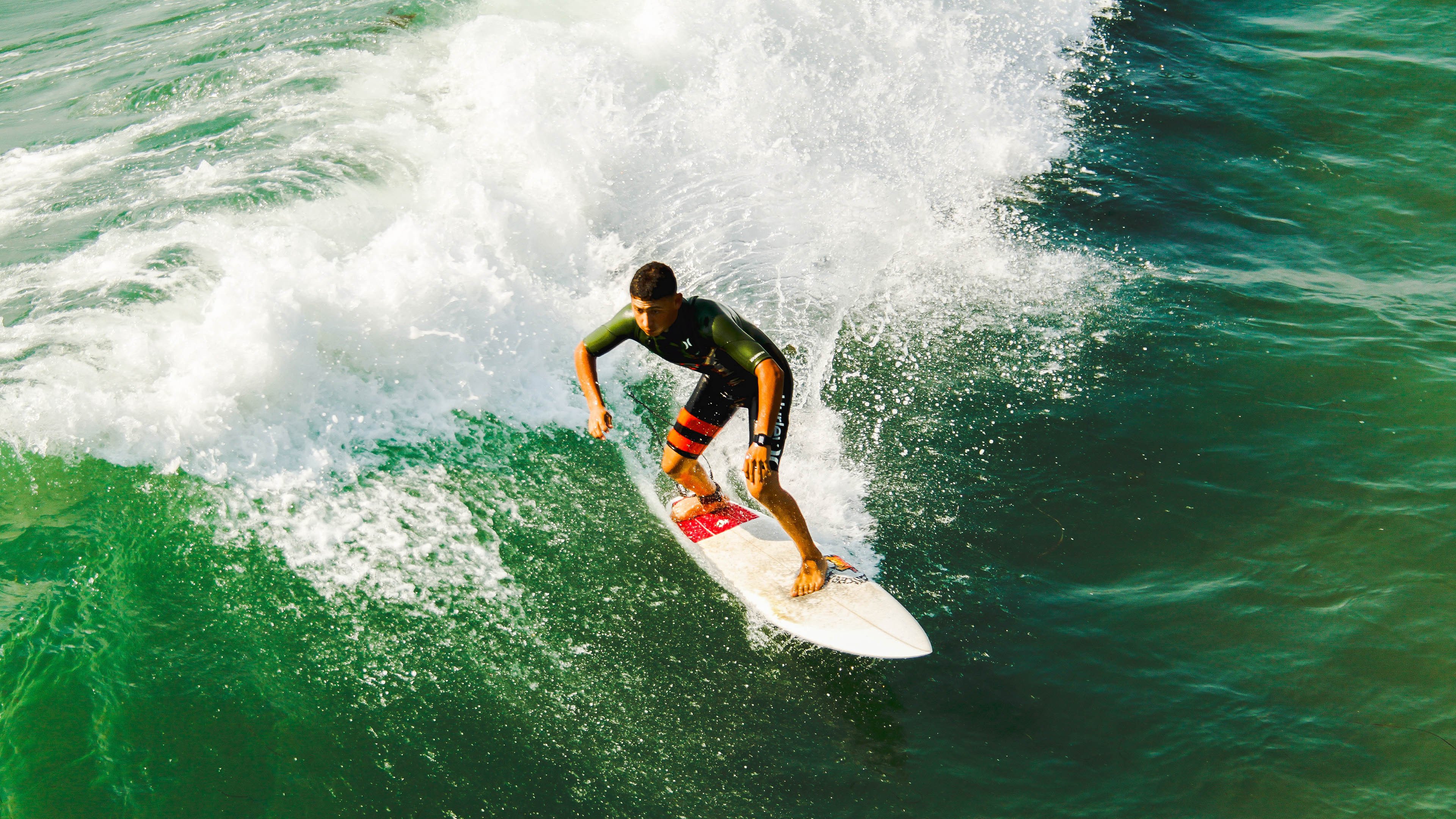开云体育APP下载-乔治的沉默绞索，辽宁防守哲学下的终极武器