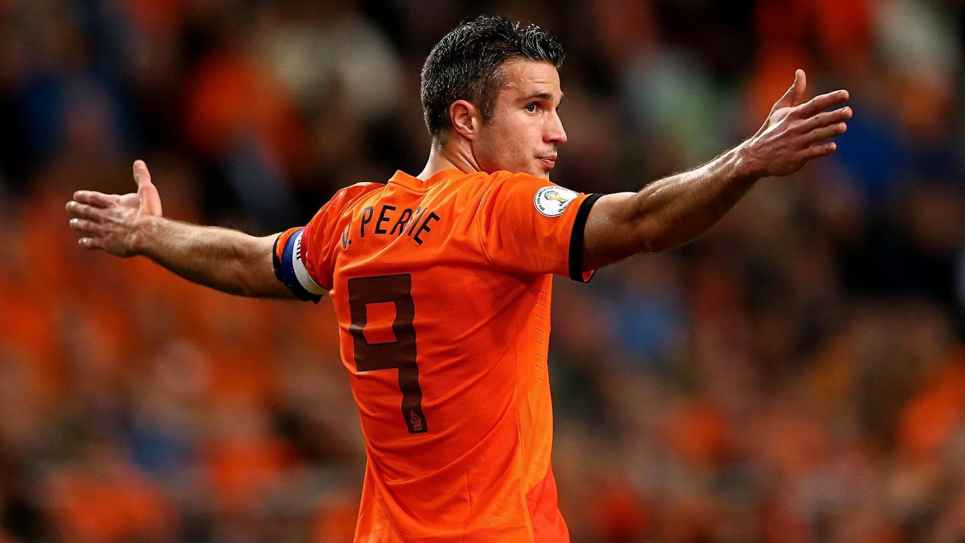 开云体育下载-赛道与绿茵场，当F1年度争冠战火燃起，突尼斯在非洲杯轻取摩洛哥  第2张